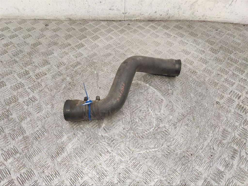 Патрубок интеркулера