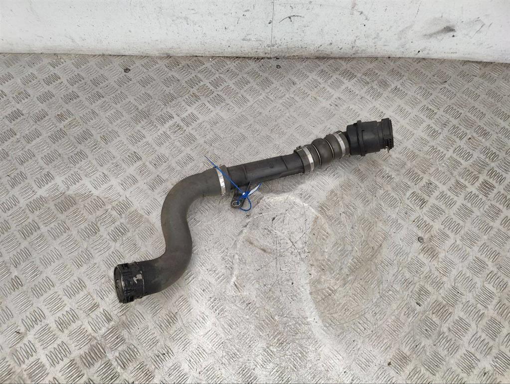 Патрубок интеркулера