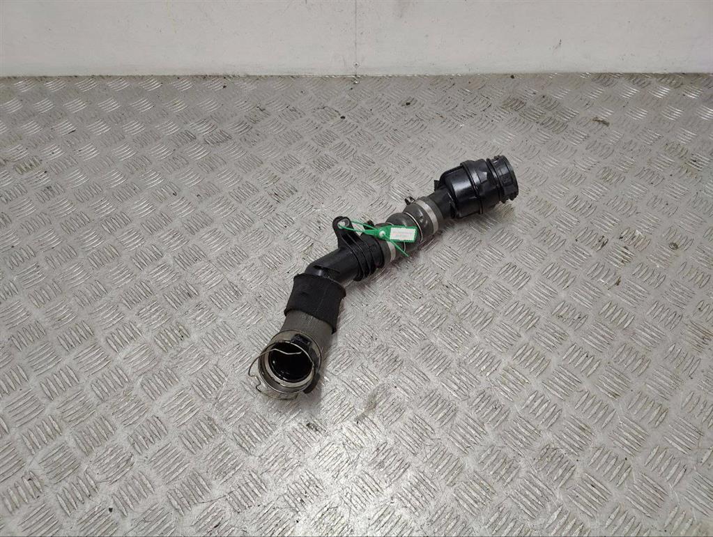 Патрубок интеркулера