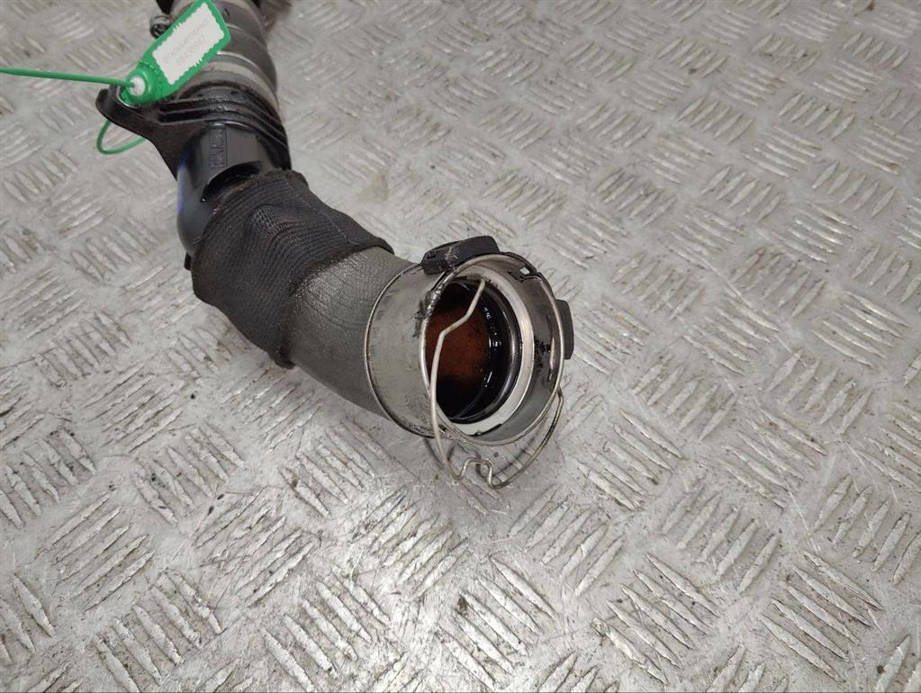 Патрубок интеркулера