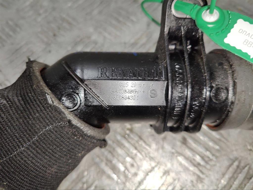 Патрубок интеркулера