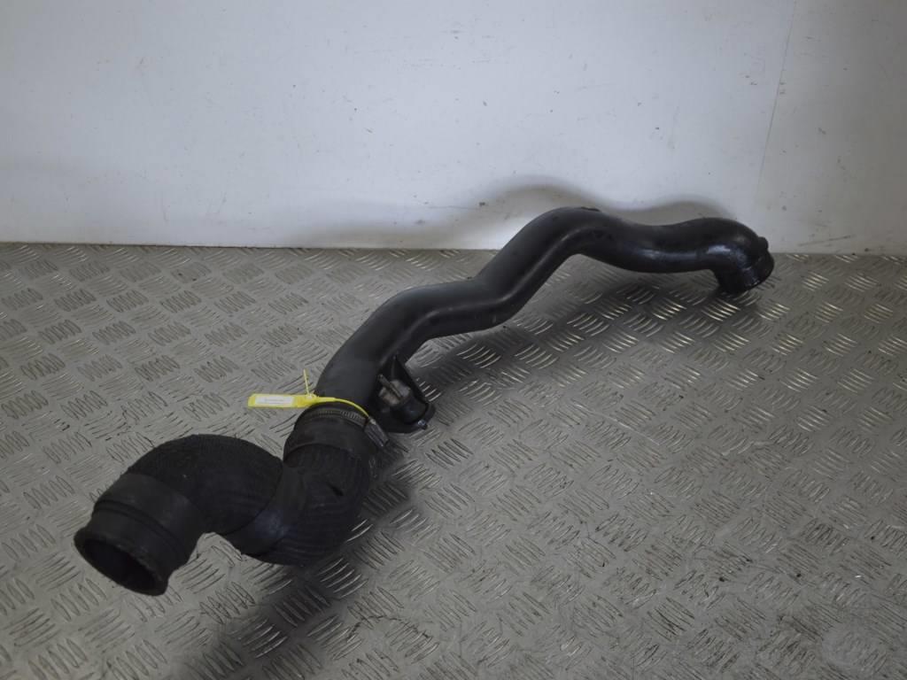 Патрубок интеркулера