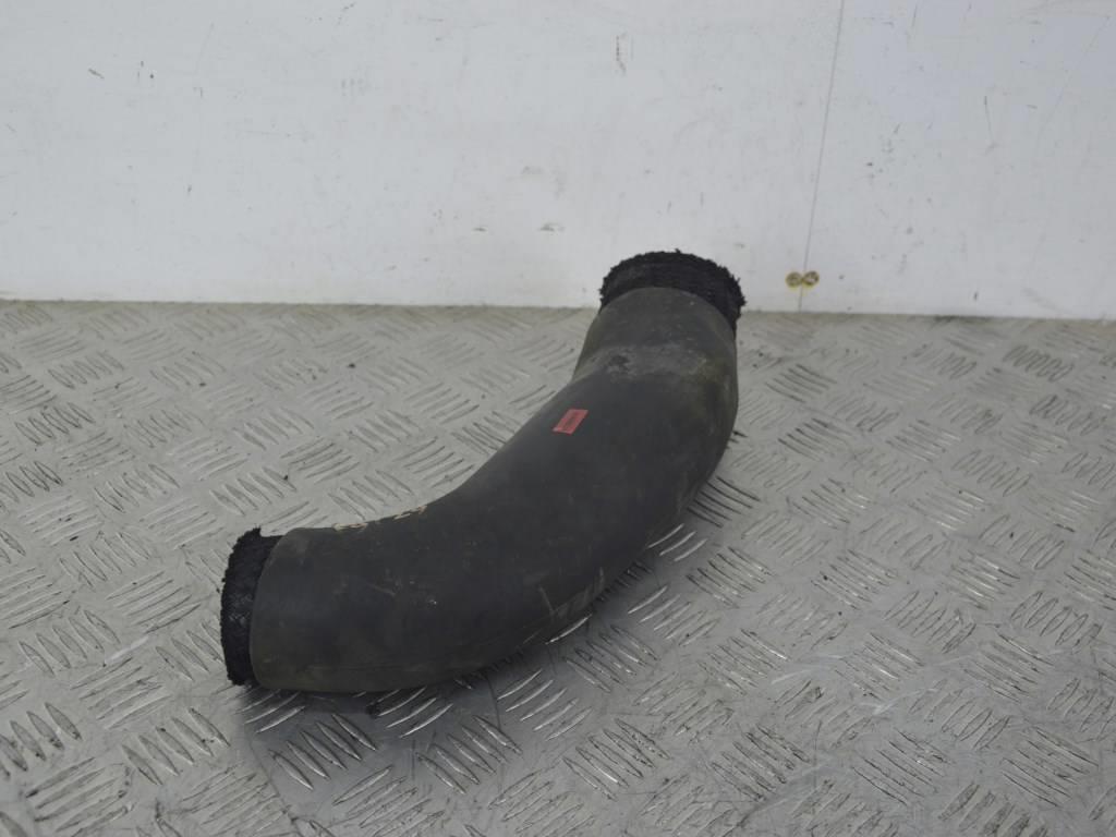 Патрубок интеркулера