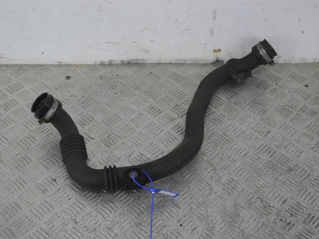 Патрубок интеркулера