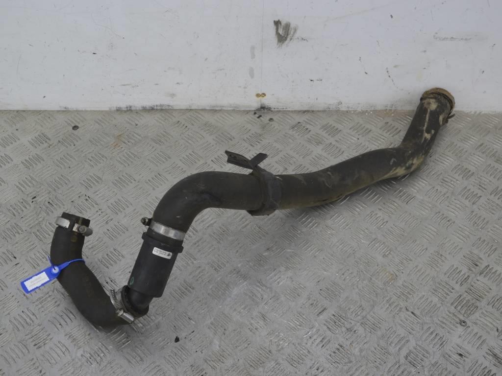 Патрубок интеркулера