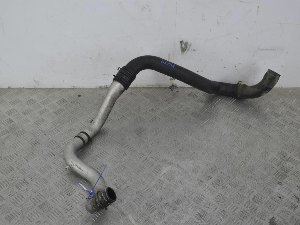 Патрубок интеркулера