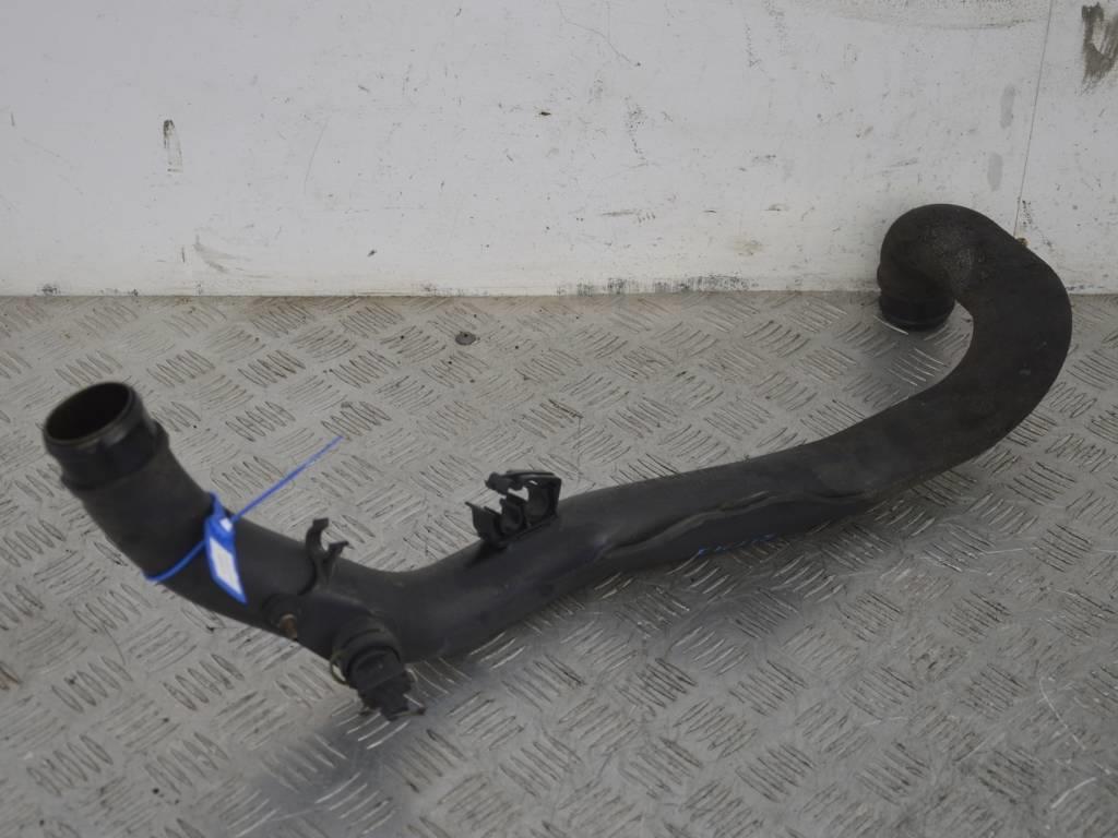 Патрубок интеркулера