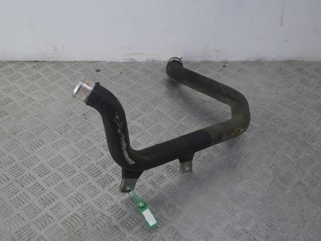 Патрубок интеркулера