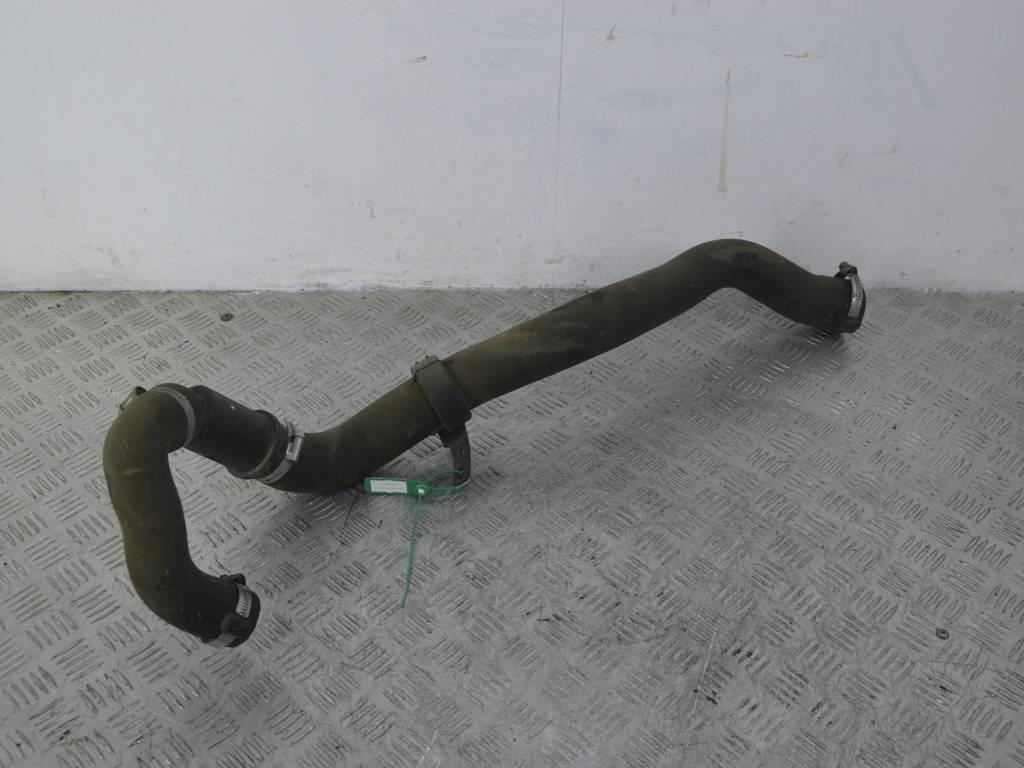 Патрубок интеркулера