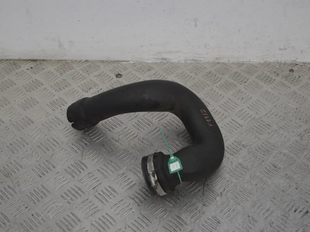 Патрубок интеркулера