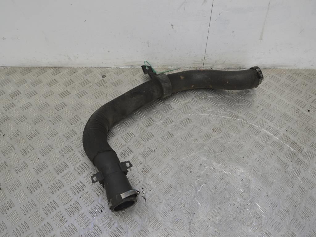 Патрубок интеркулера