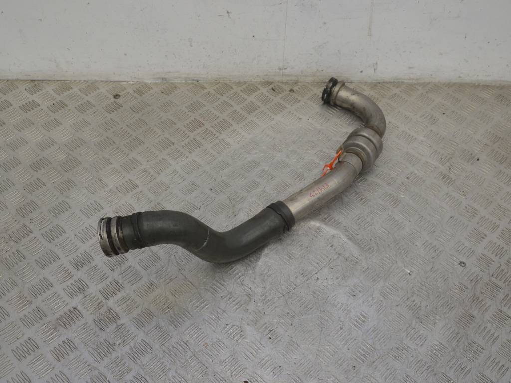 Патрубок интеркулера