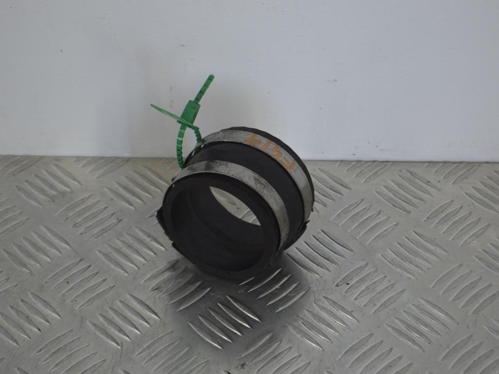 Патрубок (трубопровод, шланг)