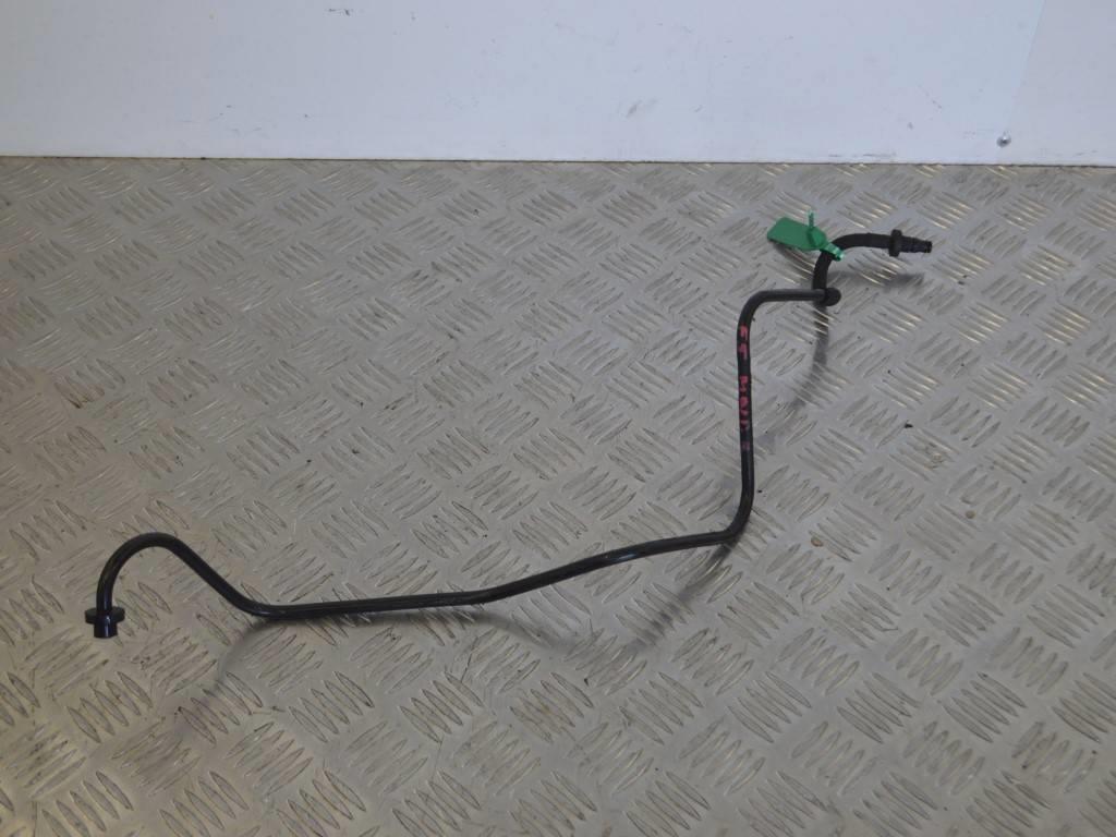 Патрубок (трубопровод, шланг) Renault Master 2 (1998-2010) 8200476368