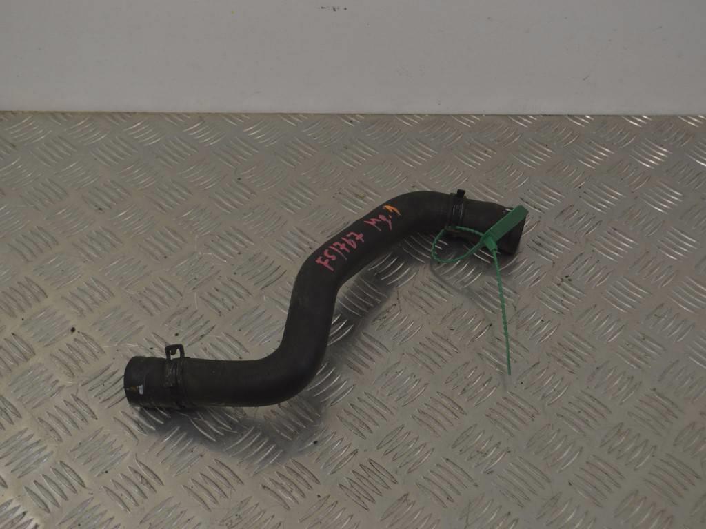 Патрубок (трубопровод, шланг)