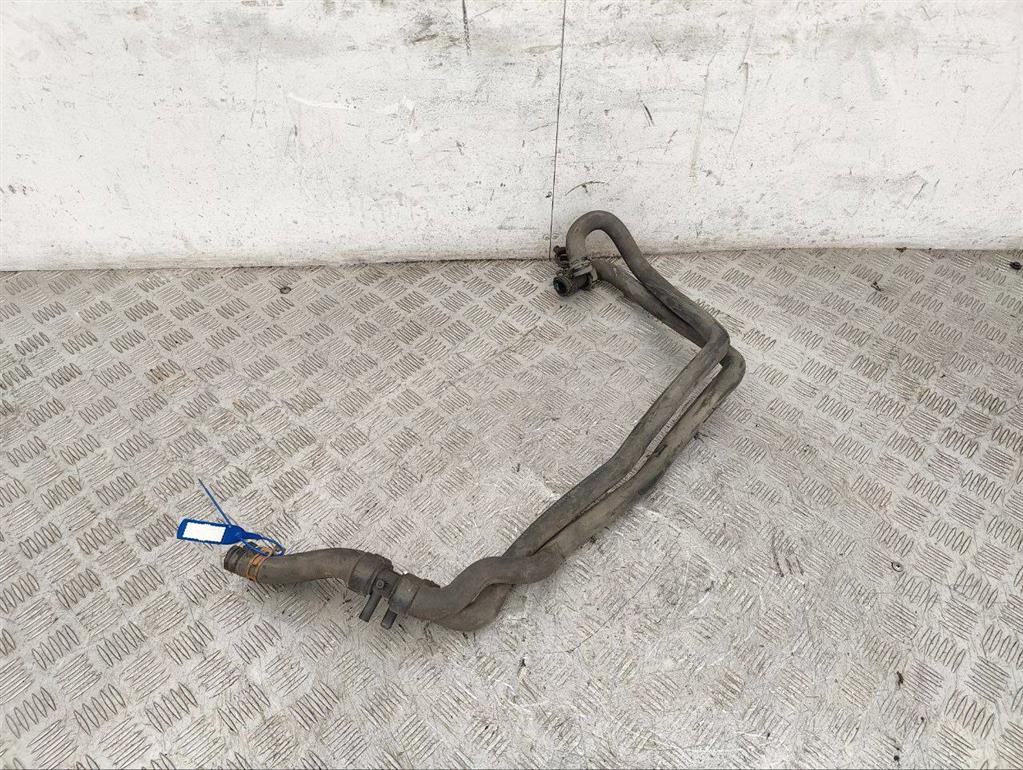 Патрубок (трубопровод, шланг)