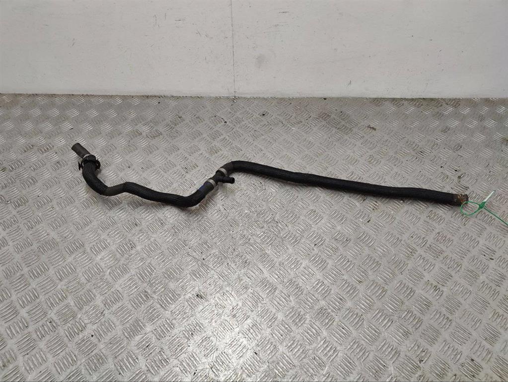 Патрубок (трубопровод, шланг)