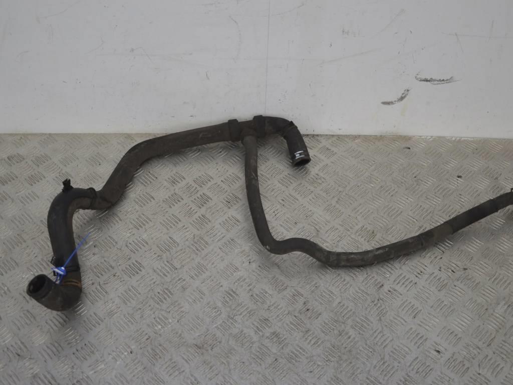 Патрубок (трубопровод, шланг)