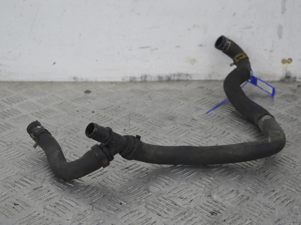 Патрубок (трубопровод, шланг)