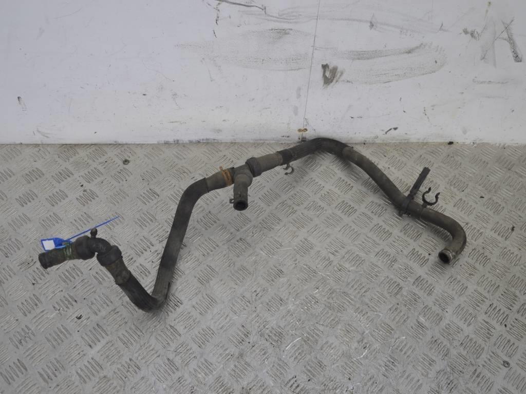 Патрубок (трубопровод, шланг)