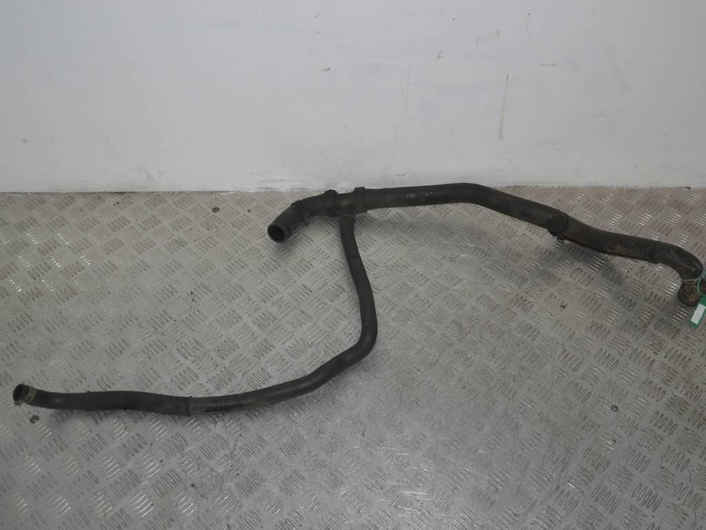 Патрубок (трубопровод, шланг)