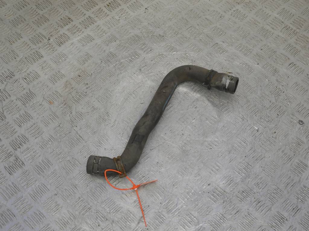 Патрубок (трубопровод, шланг)