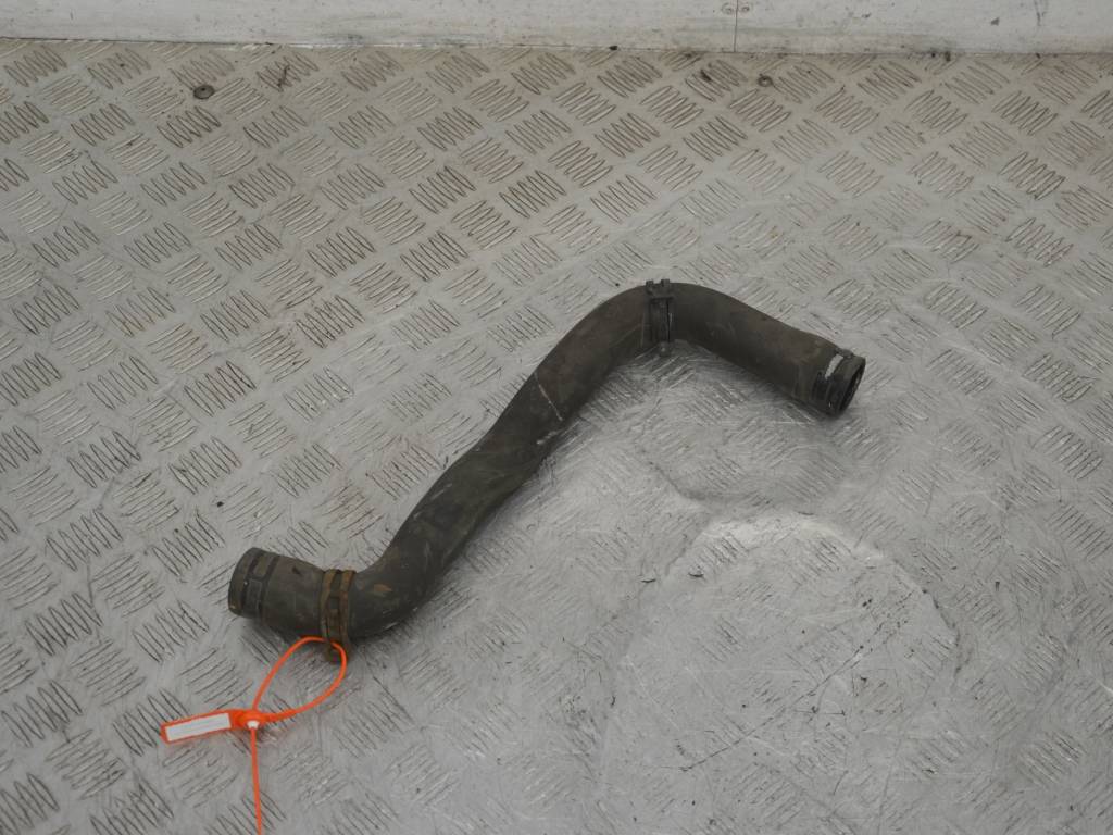 Патрубок (трубопровод, шланг)