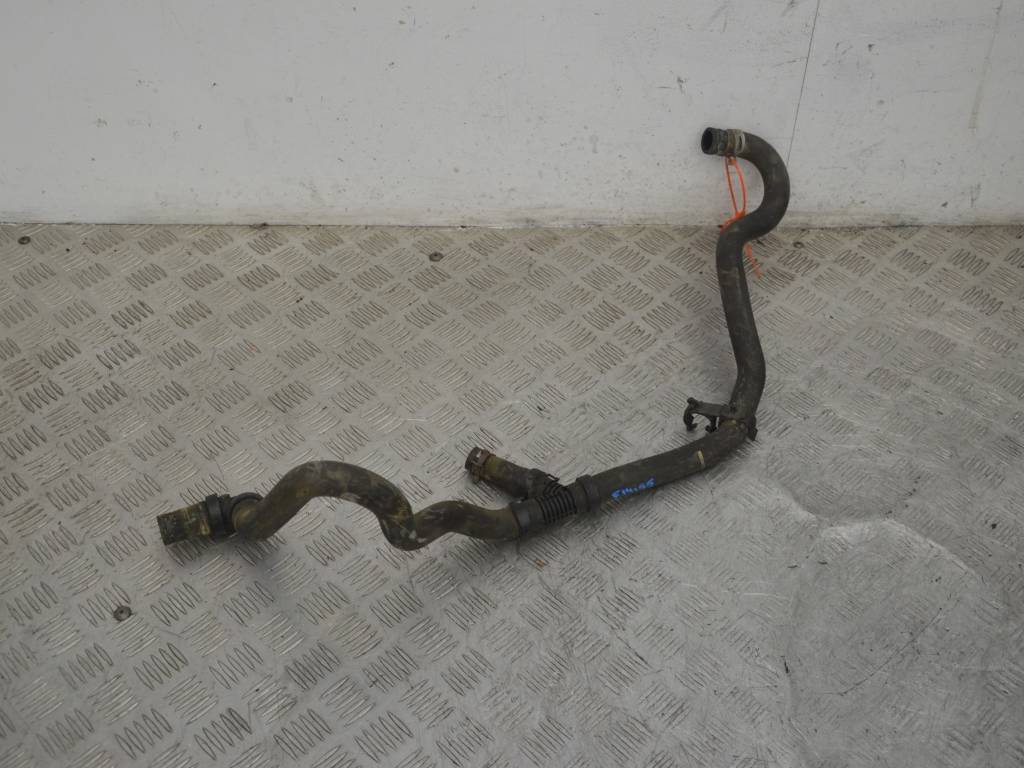 Патрубок (трубопровод, шланг)