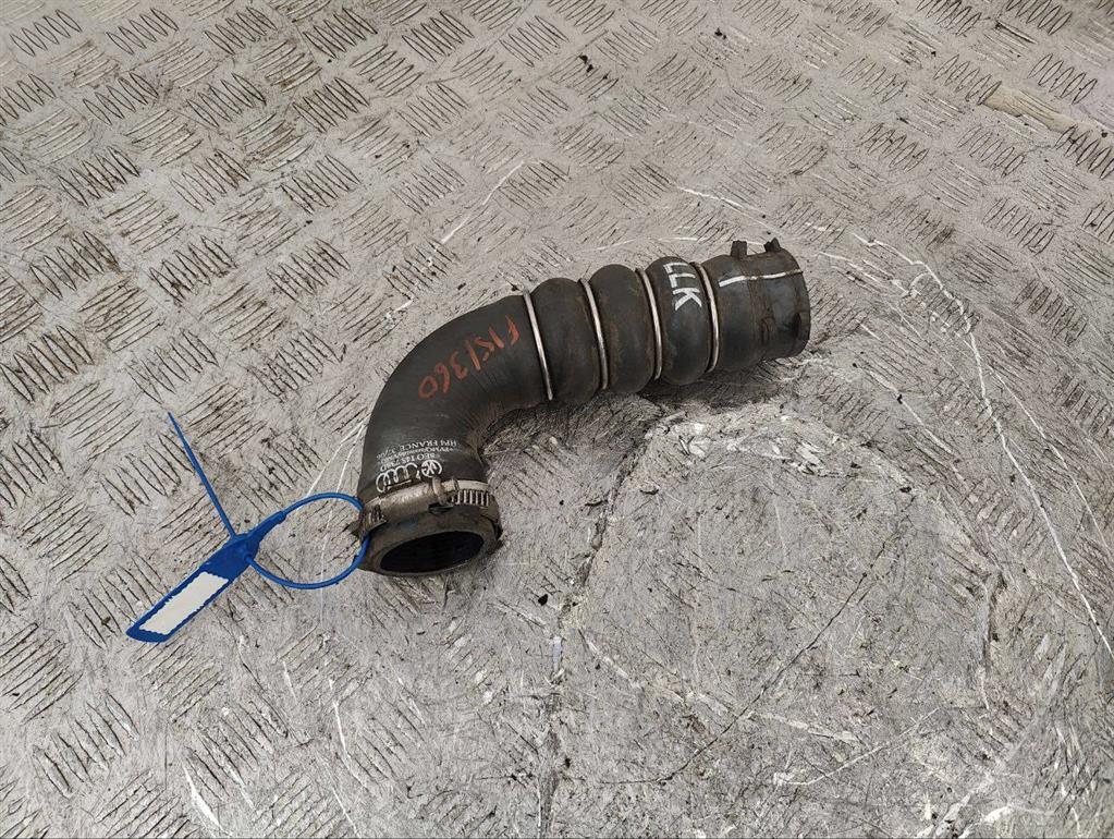 Патрубок турбины