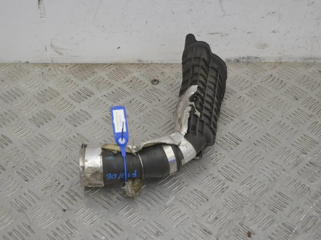 Патрубок турбины