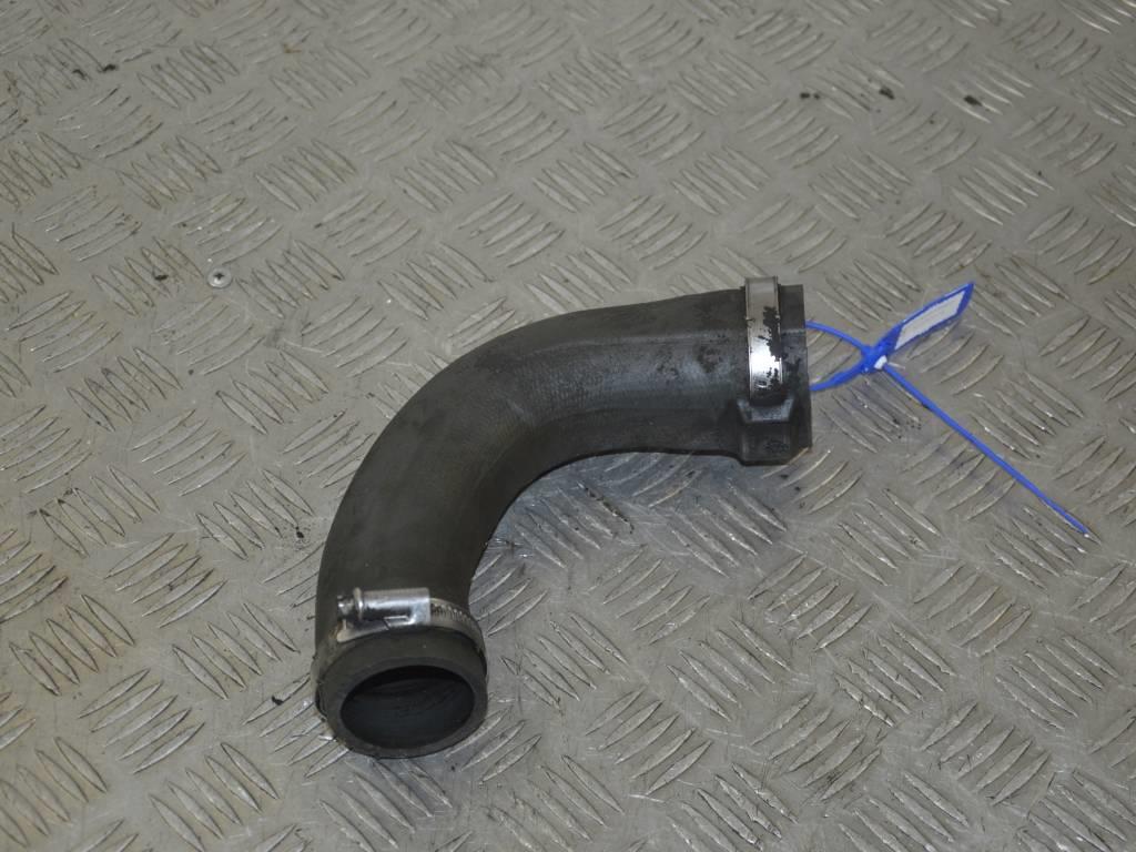 Патрубок турбины