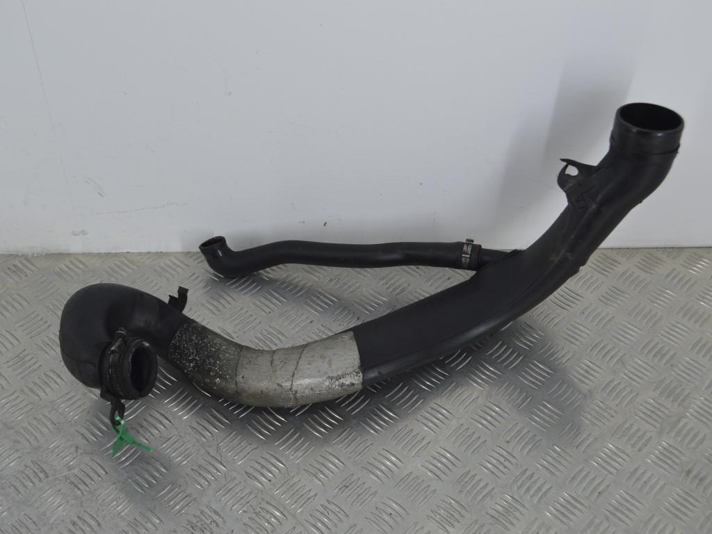 Патрубок воздушного фильтра