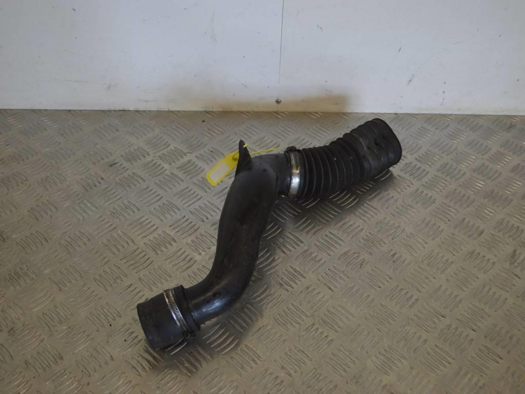 Патрубок воздушного фильтра Peugeot 806 (1994-2002) 1479318080