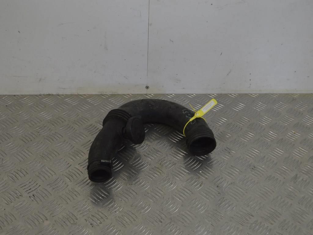 Патрубок воздушного фильтра