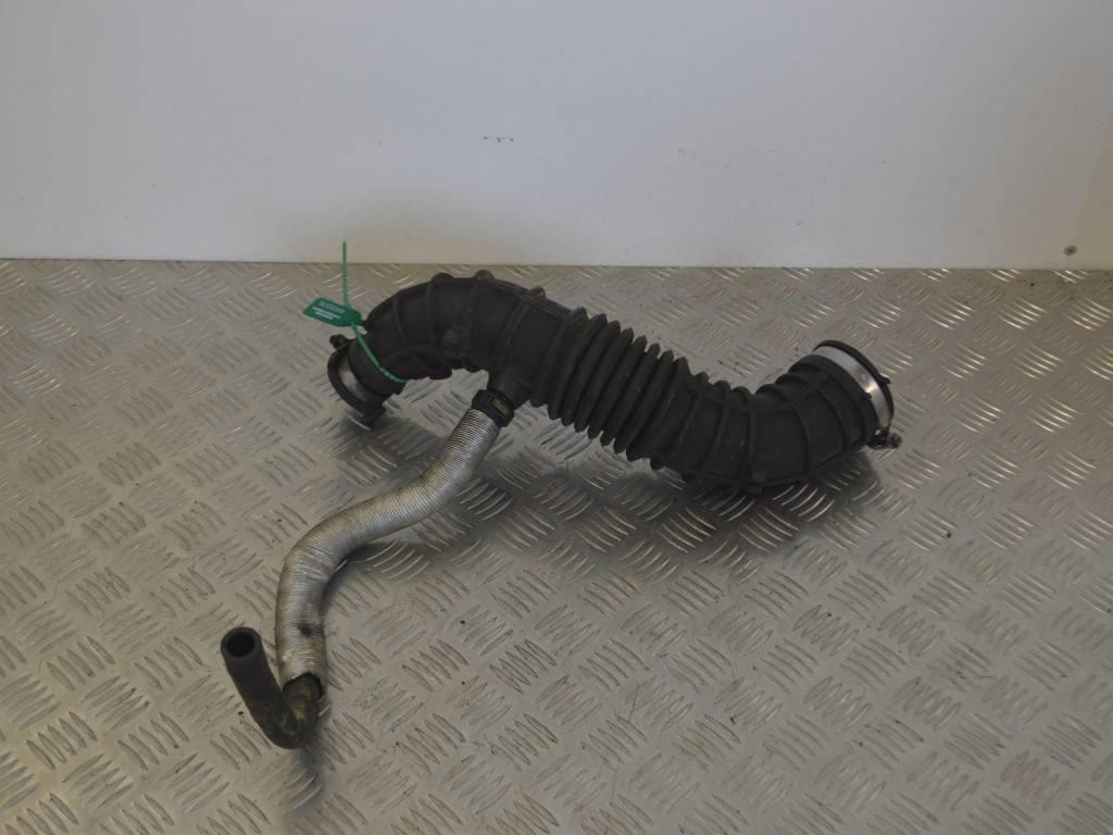 Патрубок воздушного фильтра Renault Laguna 3 (2007-2015) 8200493721