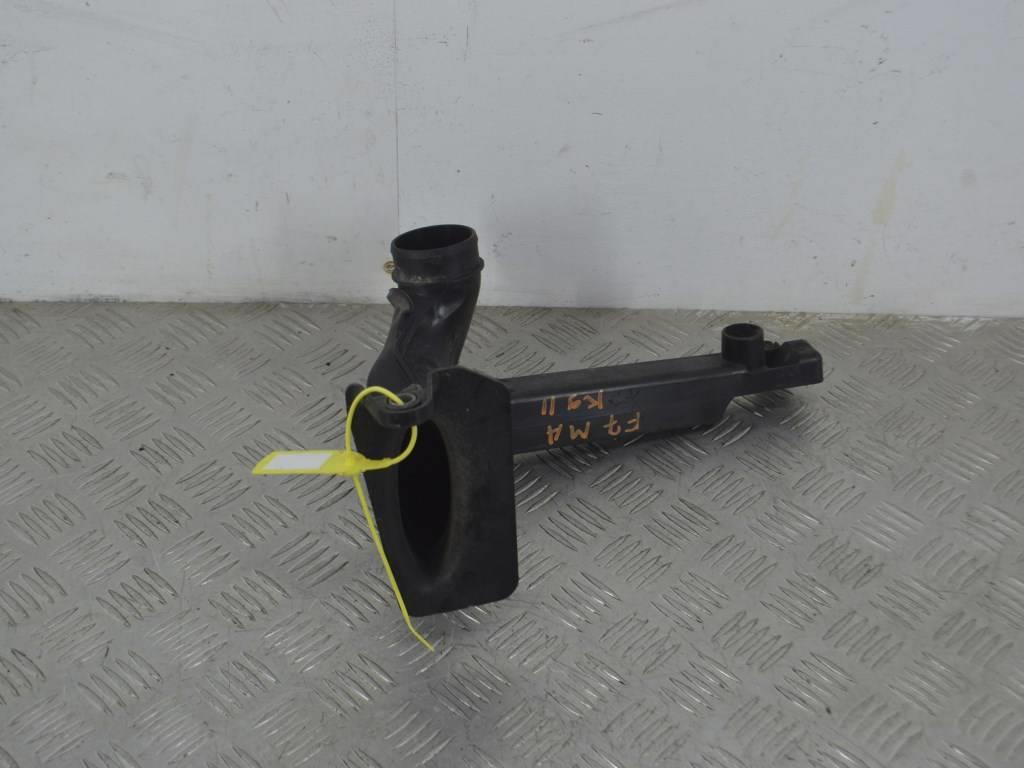 Патрубок воздушного фильтра