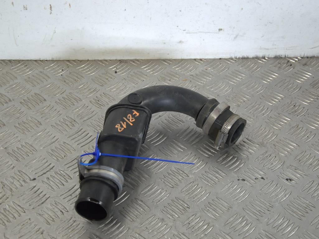 Патрубок воздушного фильтра