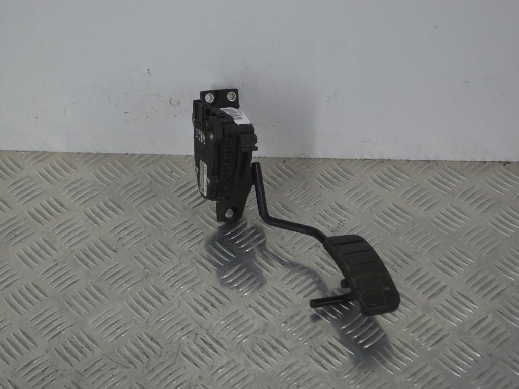 Педаль газа