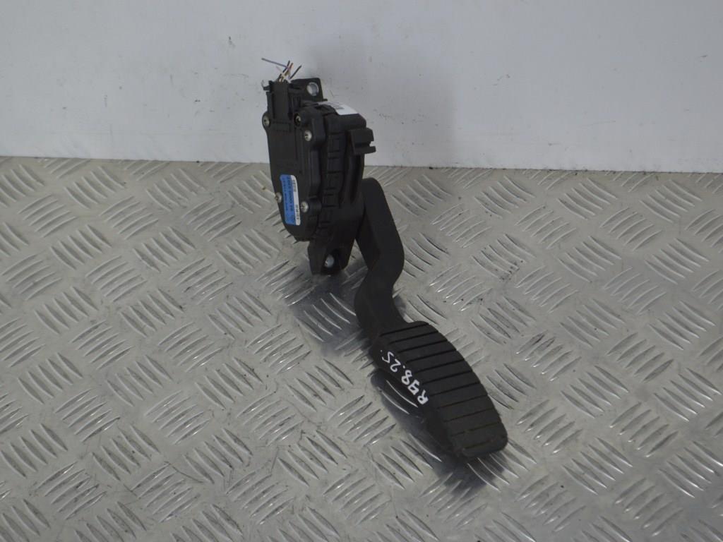 Педаль газа Renault Laguna 2 (2001-2007) 8200003392