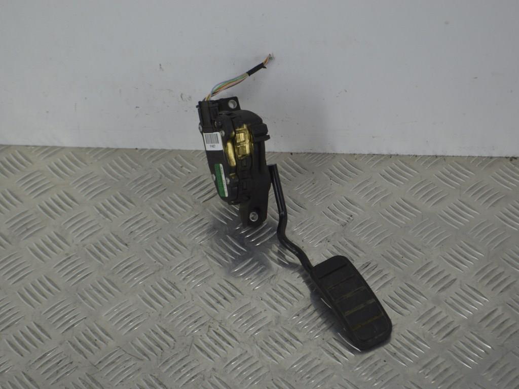 Педаль газа