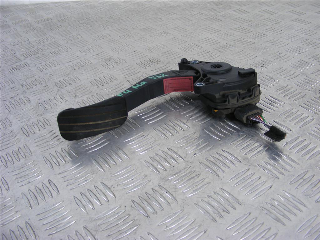 Педаль газа Renault Master 3 (2010-2019) 180101626