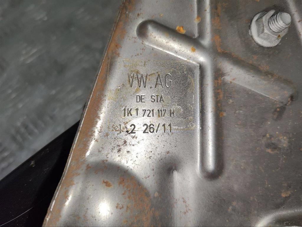 Педаль тормоза