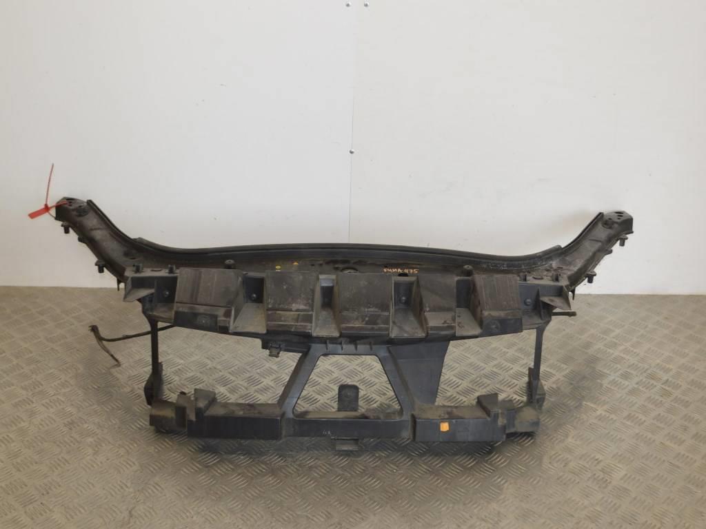 Передняя панель крепления облицовки (телевизор) Renault Scenic 2 (2003-2009)