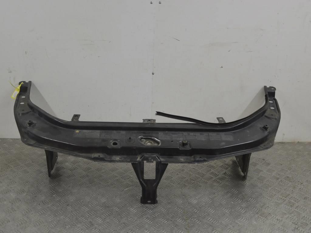 Передняя панель крепления облицовки (телевизор)