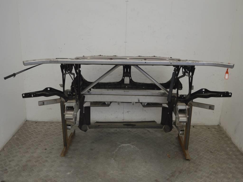 Передняя панель крепления облицовки (телевизор)