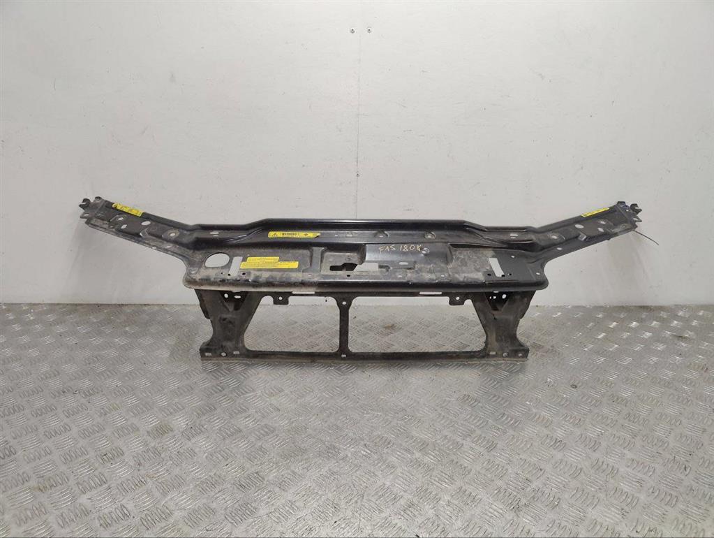 Передняя панель крепления облицовки (телевизор)