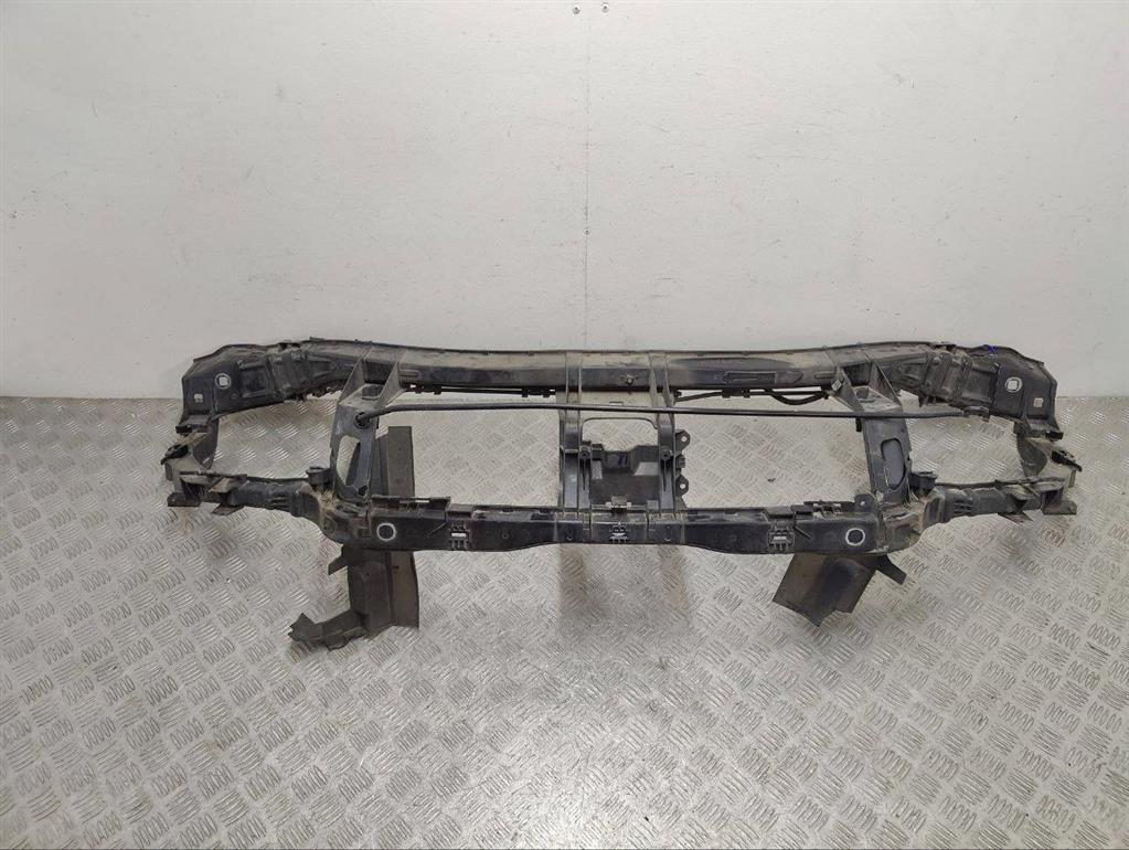 Передняя панель крепления облицовки (телевизор)