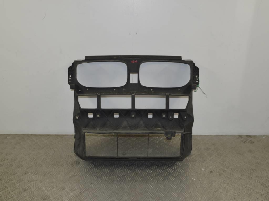 Передняя панель крепления облицовки (телевизор)