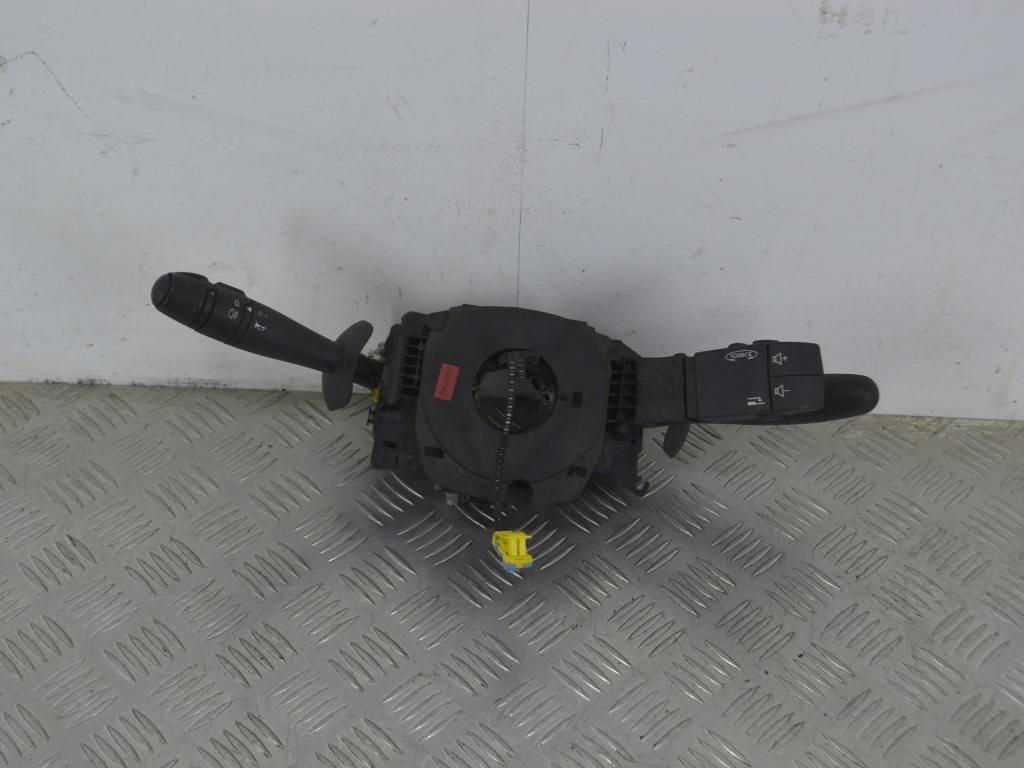 Переключатель подрулевой (стрекоза) Renault Master 2 (1998-2010) 8200199519