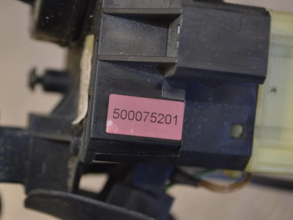 Переключатель подрулевой (стрекоза) Renault Scenic 1 (1996-2003)